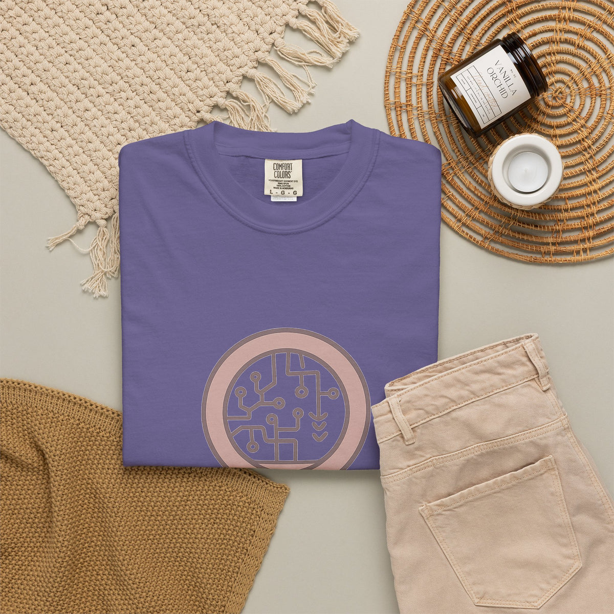 Influencer Gift T-Shirt – Chic Minimalist Design – view 24