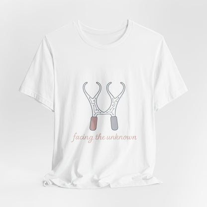 Surgeon Gift T-Shirt – Minimalist Aesthetic for Surgeons by LM Apparel, front view
