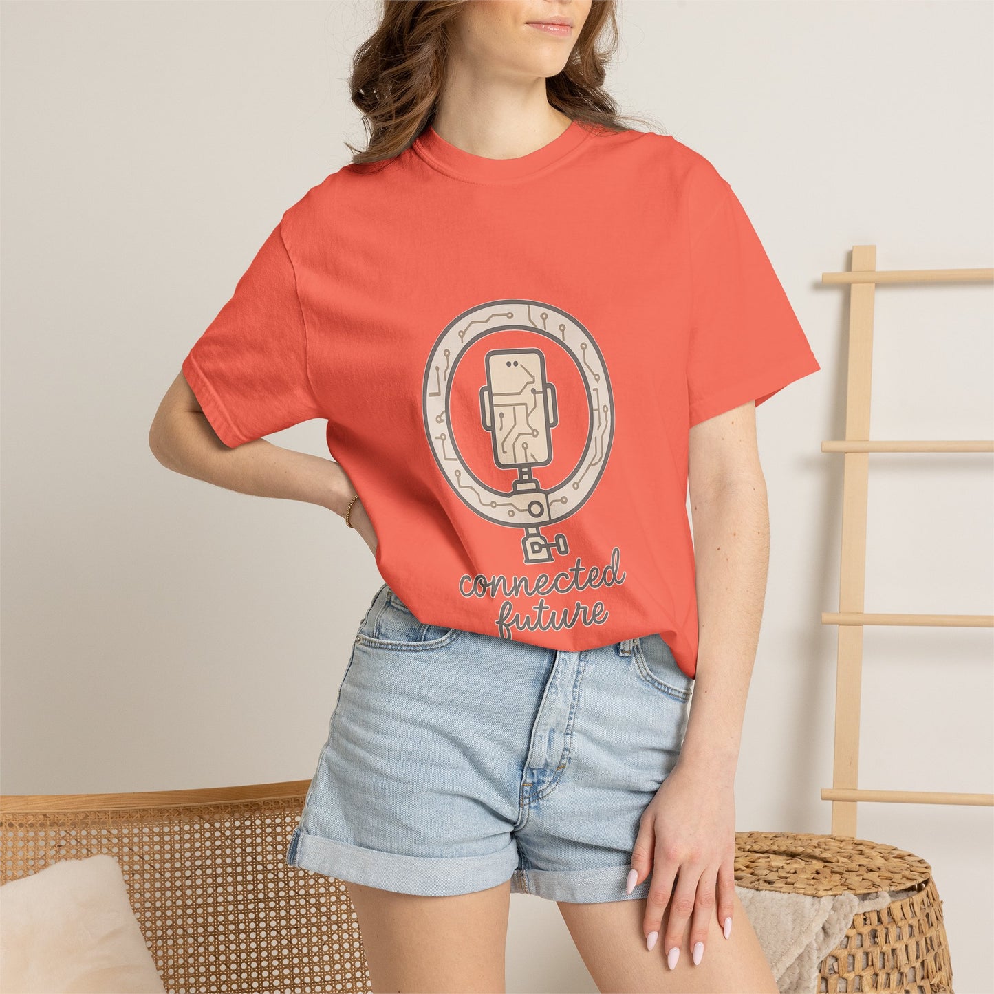 Influencer T-Shirt – Vintage-Wash Comfort Garment-Dyed Tee for Men & Women | Influencer Gift