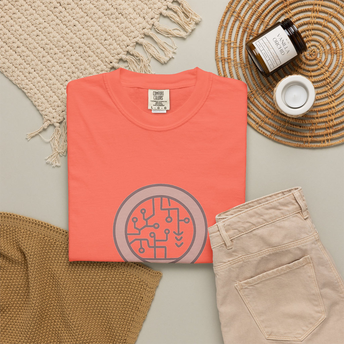 Influencer Gift T-Shirt – Chic Minimalist Design – view 12